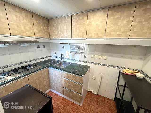 Quarry Bay - Kornhill Block G 10