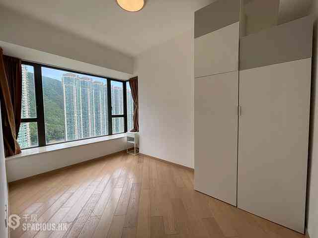 Tung Chung - The Visionary Tower 6 06