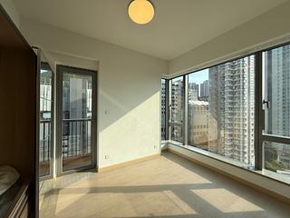 Wong Chuk Hang - The Southside Phase 2 La Marina Tower 2A 08