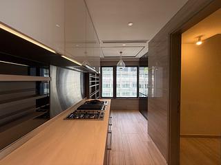 Wong Chuk Hang - The Southside Phase 1 Southland Tower 1A 04