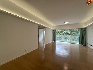 Mid Levels West - Realty Gardens London Court (Block 1) London Court 02