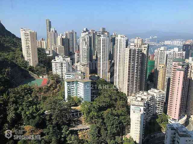 Central - Queen's Garden Tower C 02