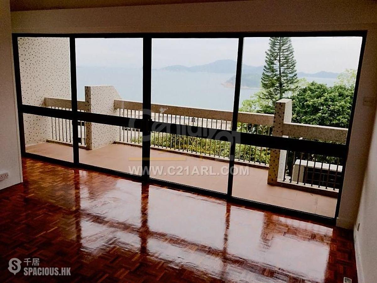 Chung Hom Kok - 30-36, Horizon Drive 01