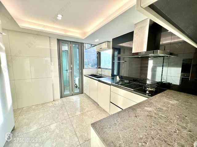 Pak Shek Kok - Providence Bay Phase 2 Providence Peak Tower 2 04