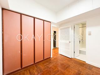 Mid Levels Central - Mackenny Court 09