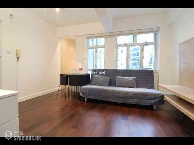 Central - 28 Graham Street 06