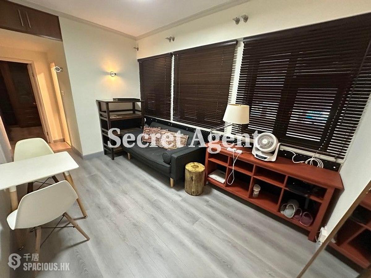 Mid Levels West - Po Yuen 01