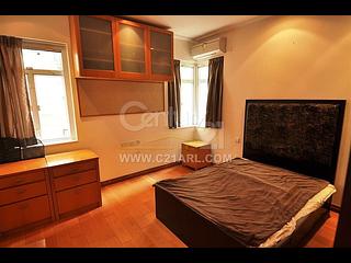 Mid Levels Central - Grand House 06