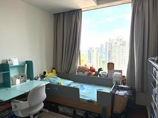 Tai Hang - The Signature 12
