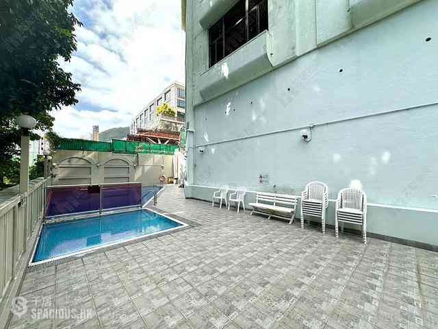 Repulse Bay - Fairview Court 02