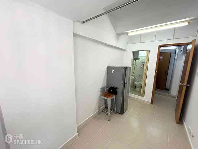 Quarry Bay - Wai Lee Building 02