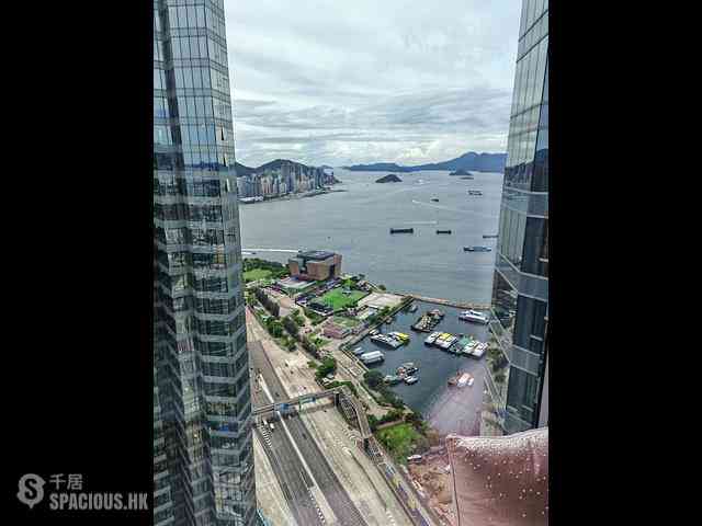 West Kowloon - The Cullinan (Tower 21 Zone 3 Royal Sky) 13