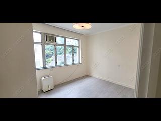 司徒拔道 - 松柏新邨 16