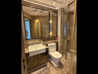 North Point - Victoria Harbour Phase 1B Tower 5 05