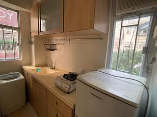 Kennedy Town - Sai On House 04