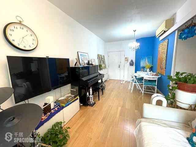 Tung Chung - Coastal Skyline Phase 1 Block 3 09