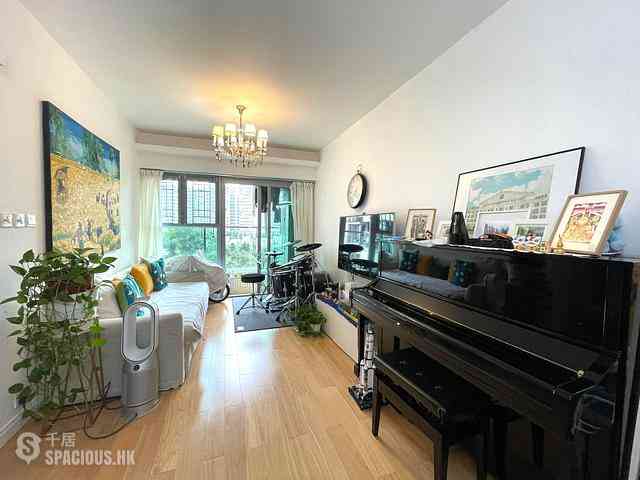 Tung Chung - Coastal Skyline Phase 1 Block 3 02