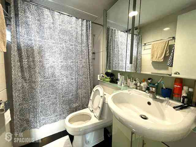 Tung Chung - Coastal Skyline Phase 1 Block 3 07