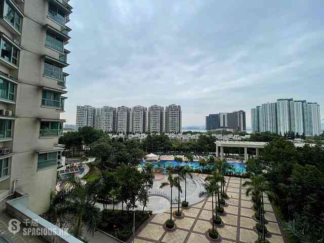 Tung Chung - Coastal Skyline Phase 1 Block 3 03