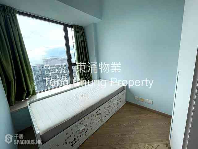 Tung Chung - The Visionary Tower 5 05