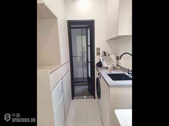 Wan Chai - Four Sea Mansion 12