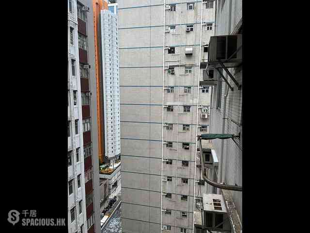 North Point - Tung Po Building 04
