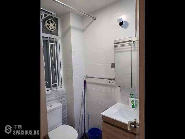 Causeway Bay - Chung Min Mansion 02