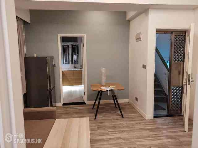 Causeway Bay - Chung Min Mansion 03