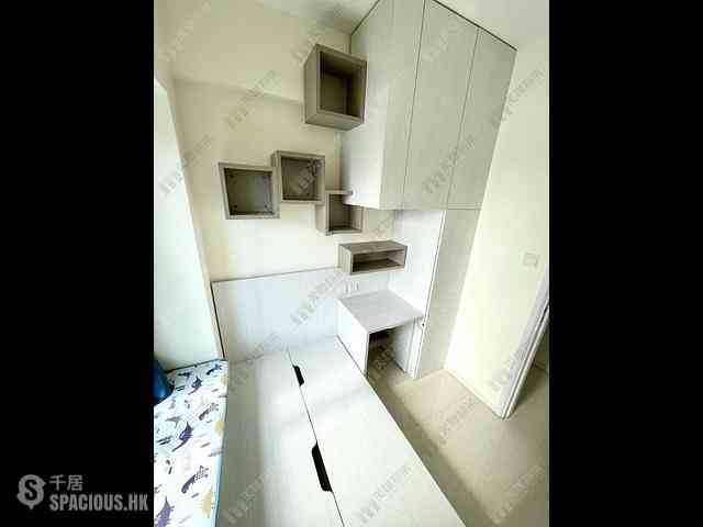 Tsuen Wan - City Point Block 1 02