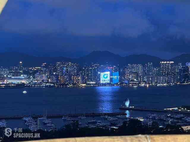 Causeway Bay - Lok Sing Centre 04