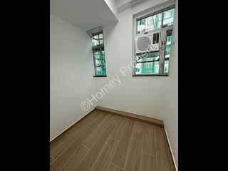Tsim Sha Tsui - Golden Crown Court 06
