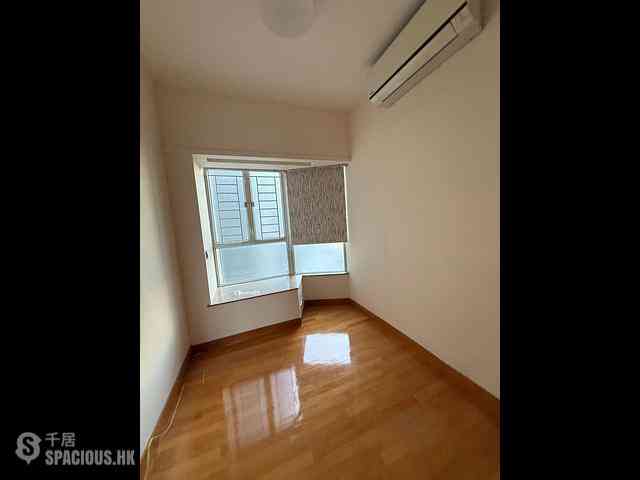 Sai Wan Ho - Les Saisons L Automne (Tower 3) 05