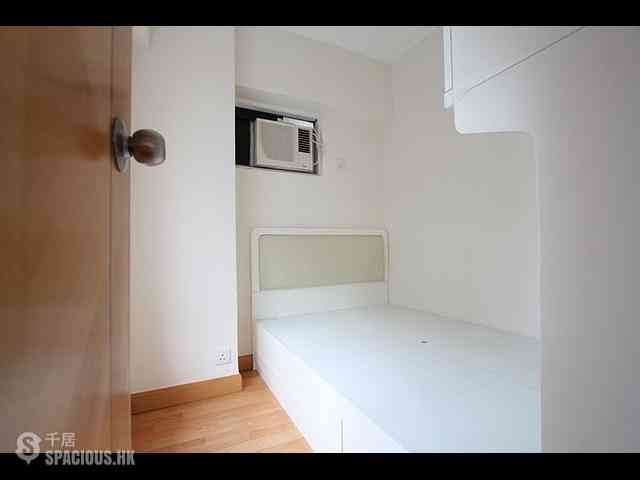 North Point - Fulham Court 07