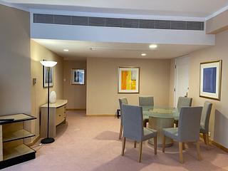 Wan Chai - Convention Plaza Apartments 06