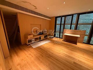 The Peak - Watford Villa 11