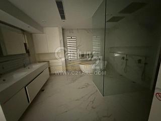The Peak - Watford Villa 25