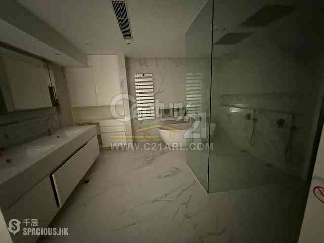 The Peak - Watford Villa 25
