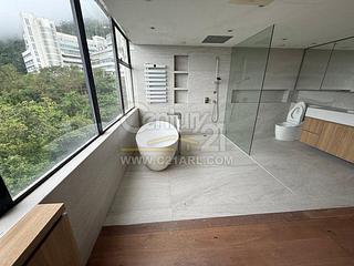 The Peak - Watford Villa 28