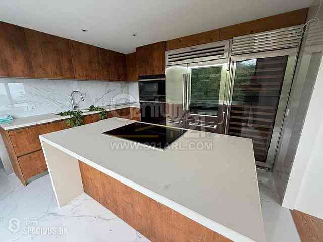 The Peak - Watford Villa 15