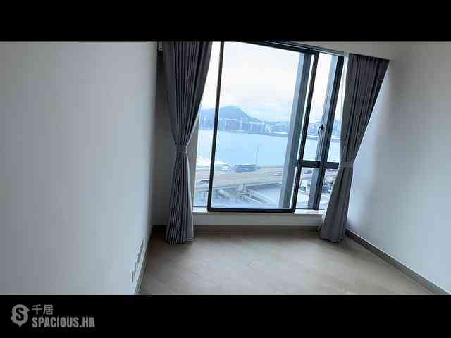 North Point - Victoria Harbour Phase 2B-3 Tower 1 06