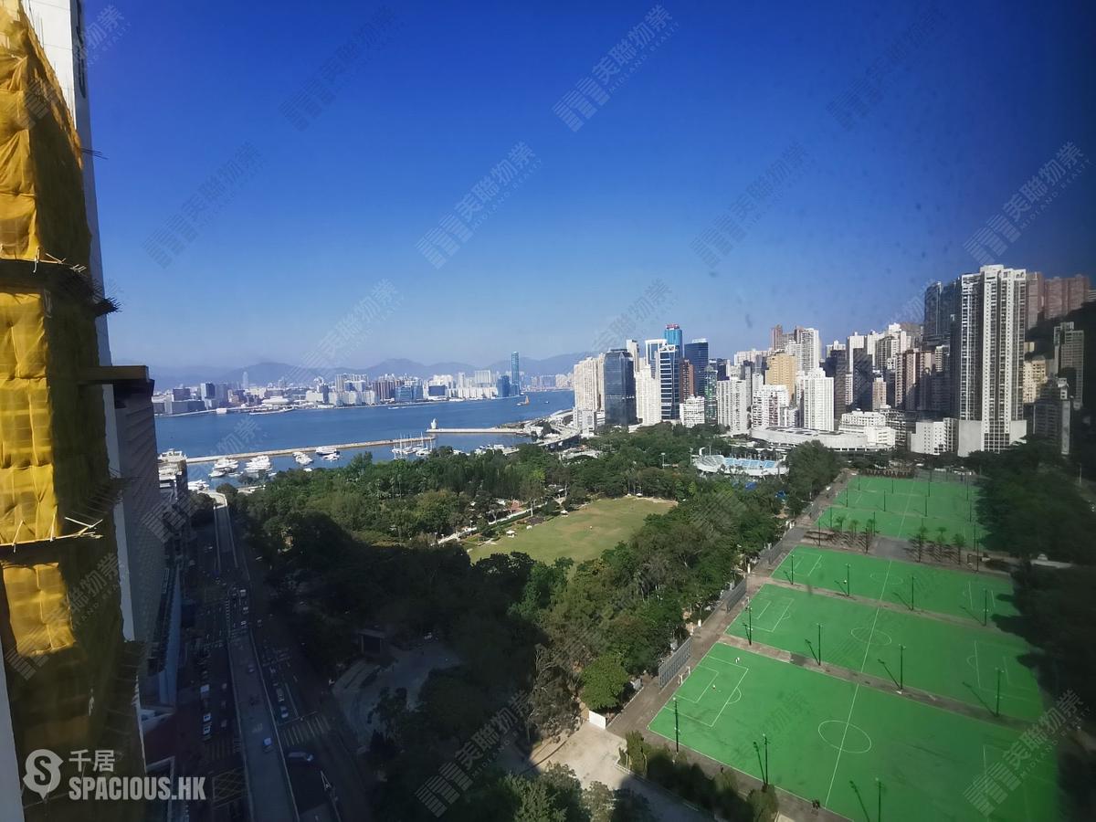 Causeway Bay - Lok Sing Centre 01