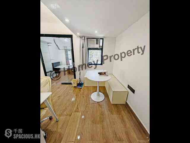 Sai Ying Pun - 23, Sai Yuen Lane 01