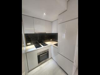 Mid Levels Central - Jadestone Court 03