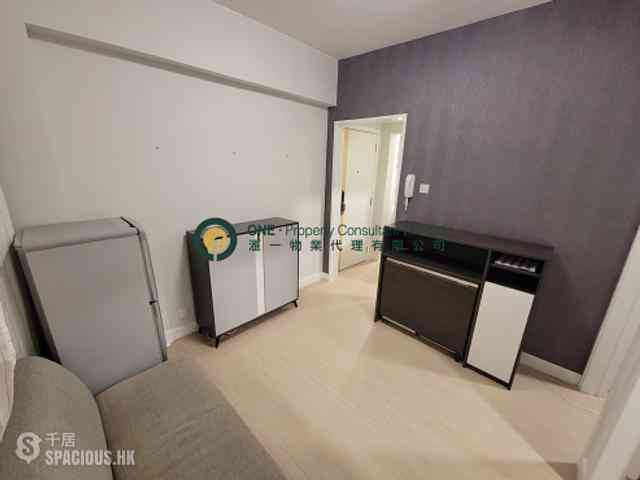 Sai Ying Pun - Hing Wah House 02