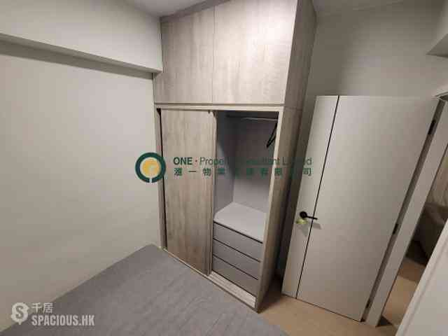 Sai Ying Pun - Hing Wah House 06