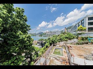 Repulse Bay - Fairview Court 02