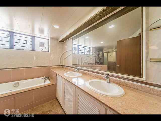 Repulse Bay - Fairview Court 08