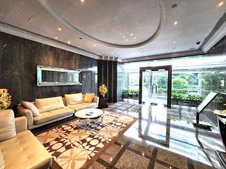 Wan Chai - Convention Plaza Apartments 13