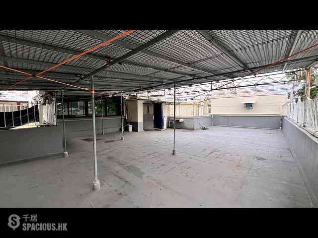 Yau Yat Chuen - 15, Fa Po Street 06