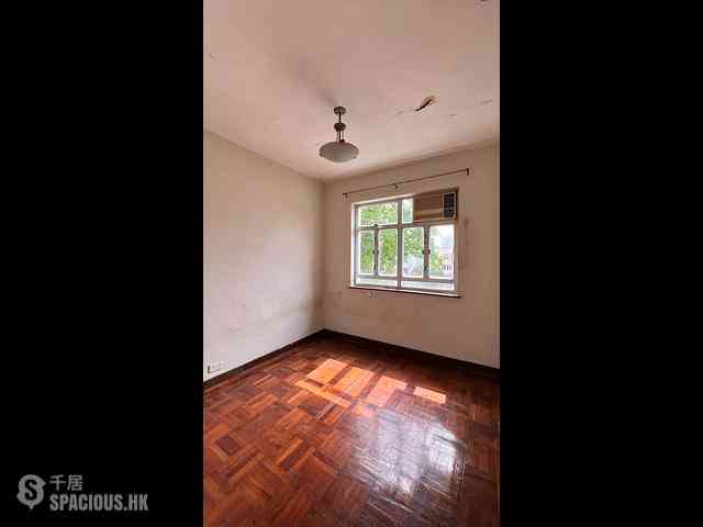 Yau Yat Chuen - 15, Fa Po Street 08